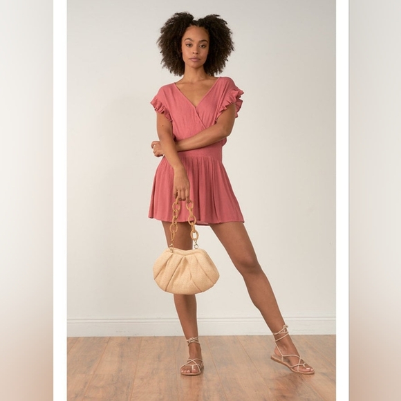 Elan Dresses & Skirts - Elan Smocked mini Dress